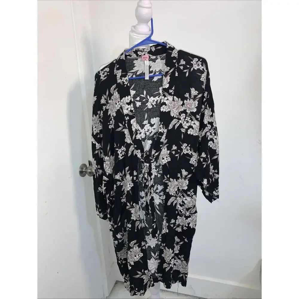 Spiritual‎ Gangster Maya Kimono Black Floral Tie Front One Size 100% Rayon Robe